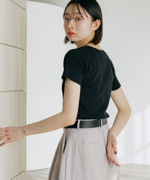 PAGEBOY（ページボーイ）の「ジミレスコンパクトT（Tシャツ/カットソー・レディース・チェリーピンク/ブラック/オフホワイト/グレー/ダークグリーン・SMALL/MEDIUM）」の16枚目の写真