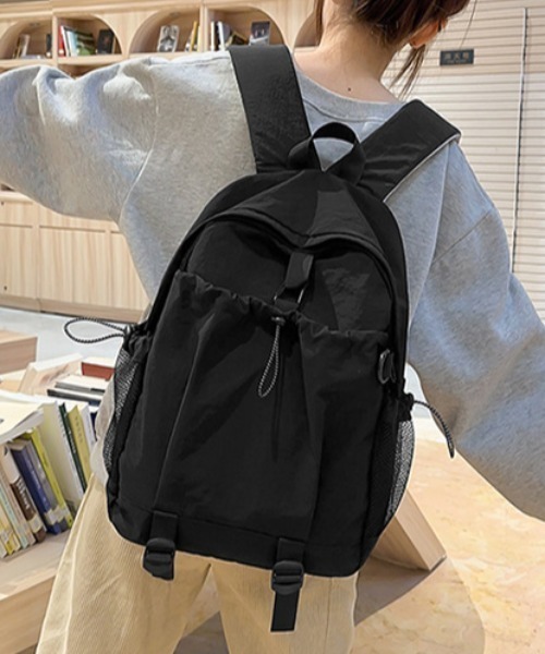 Teem Store(チームストア)の「【A4対応/大容量】【ユニセックス】サイドポケット軽量バックパック(バックパック/リュック・レディース・ホワイト/ワイン/ブラック/オレンジ・F)」の21枚目の写真