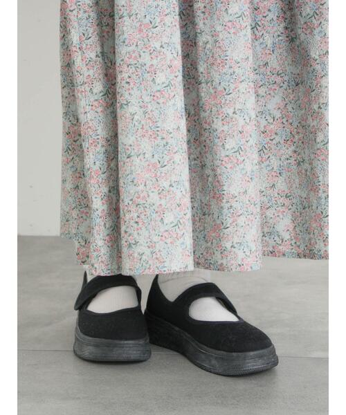 Samansa Mos2（サマンサ モスモス）の「キャンバスストラップスニーカー（スニーカー・レディース・ブラック/ベージュ・L/M）」の2枚目の写真