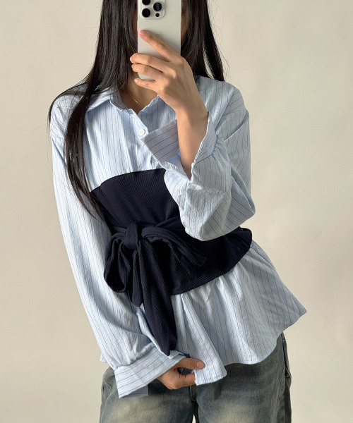 VIVID LADY(ビビッドレディー)の「レイヤード風 ストライプ ペプラムシャツ(シャツ/ブラウス・レディース・ライトブルー/ブラック/アイボリー・FREE)」の13枚目の写真