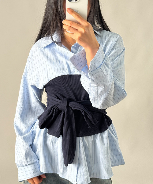 VIVID LADY(ビビッドレディー)の「レイヤード風 ストライプ ペプラムシャツ(シャツ/ブラウス・レディース・ライトブルー/ブラック/アイボリー・FREE)」の16枚目の写真