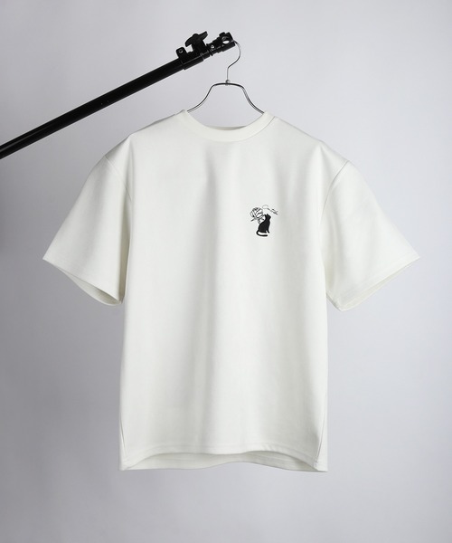 WESTSEA（ウエストシー）の「猫 × 薔薇モチーフ刺繍 フェイクスエード 半袖Tシャツ オーバーサイズ（Tシャツ/カットソー・メンズ・オフホワイト/グレー/ブラック・L/M）」の4枚目の写真