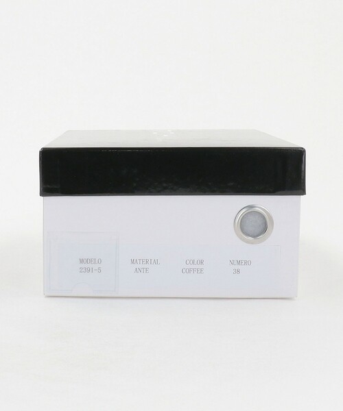 MOHI（モヒ）の「【別注】＜MOHI...＞メタルバーベルト フラットシューズ（パンプス・レディース・ブラック/ダークブラウン・38/37/36/39）」の19枚目の写真