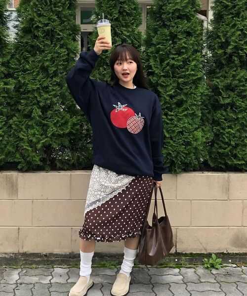 ambler（エムブラー）の「トマト アプリケ刺繍 スウェット Tシャツ AMM1319 (ネイビー)（スウェット・レディース・その他・SMALL/MEDIUM/LARGE）」の3枚目の写真