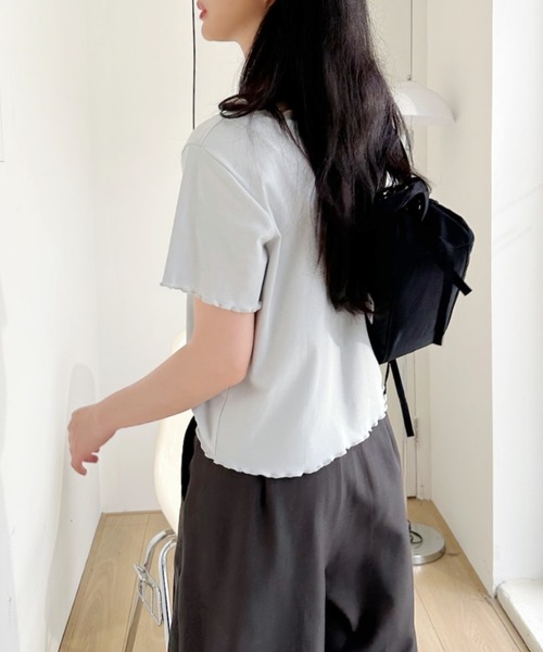 Ada.(エイダ)の「メロウ デザイン ショート丈 半袖 カットソー(Tシャツ/カットソー・レディース・グレー/ライトブルー/ブラック/ホワイト・FREE)」の5枚目の写真