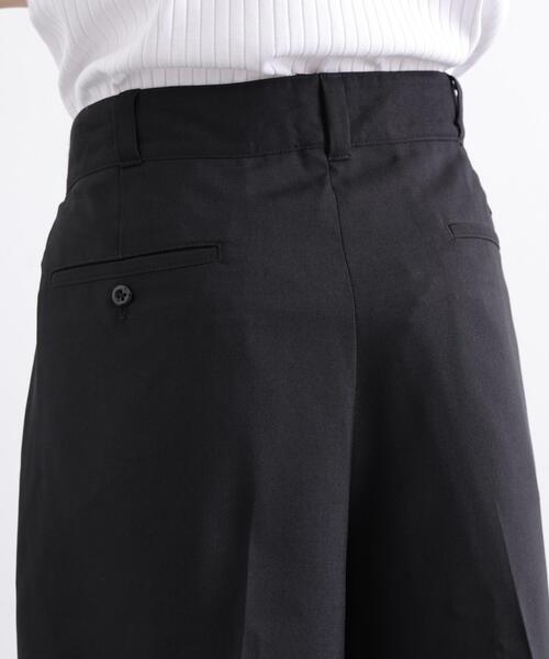 Dickies(ディッキーズ)の「Dickies/別注 Wide Tuck Short Pants(その他パンツ・メンズ・ブラック/ブラウン/アイボリー・S/L/M)」の13枚目の写真