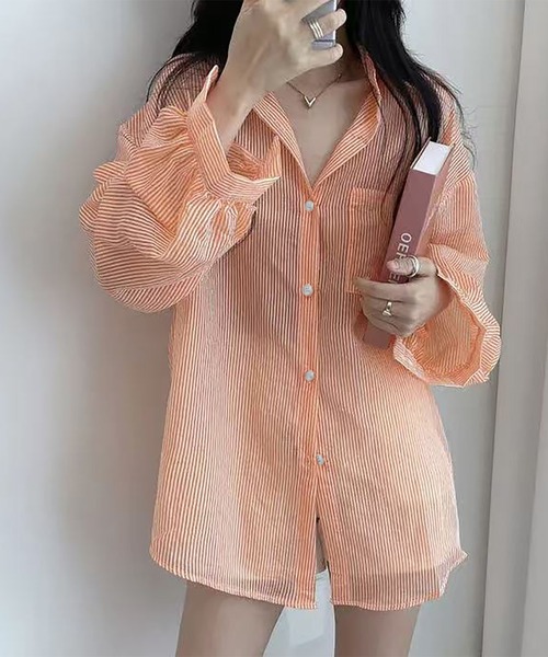 LAFFMO(ラフモ)の「ストライプボリューム袖シアーシャツ(シャツ/ブラウス・レディース・ブルー/イエロー/オレンジ/ピンク/ホワイト・F)」の8枚目の写真