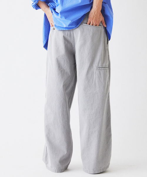 JOURNAL STANDARD relume（ジャーナルスタンダード　レリューム）の「ワイドカット フェード チノパンツ（チノパンツ・メンズ・カーキ/ライトグレー/ブラックミックス/コバルトブルー・SMALL/MEDIUM/LARGE）」の20枚目の写真