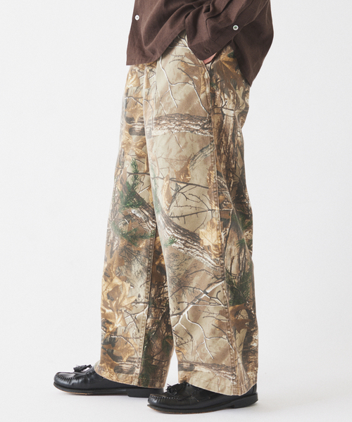 JOURNAL STANDARD relume（ジャーナルスタンダード　レリューム）の「ワイドカット フェード チノパンツ（チノパンツ・メンズ・カーキ/ライトグレー/ブラックミックス/コバルトブルー・SMALL/MEDIUM/LARGE）」の14枚目の写真