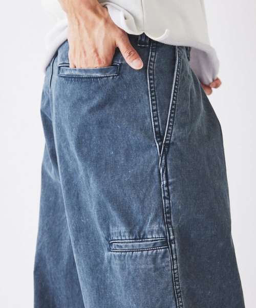 JOURNAL STANDARD relume（ジャーナルスタンダード　レリューム）の「ワイドカット フェード チノパンツ（チノパンツ・メンズ・カーキ/ライトグレー/ブラックミックス/コバルトブルー・SMALL/MEDIUM/LARGE）」の13枚目の写真