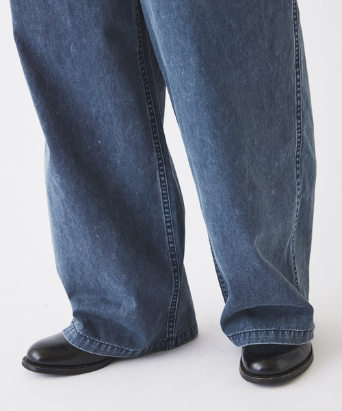 JOURNAL STANDARD relume（ジャーナルスタンダード　レリューム）の「ワイドカット フェード チノパンツ（チノパンツ・メンズ・カーキ/ライトグレー/ブラックミックス/コバルトブルー・SMALL/MEDIUM/LARGE）」の5枚目の写真