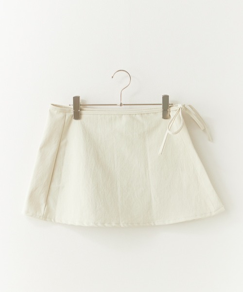 ROOPTOKYO（ループトウキョウ）の「Easy-Fit Wide-Leg Pants with a Wrap Skirt / 巻きスカート付き イージーワイドパンツ（その他パンツ・レディース・ホワイト/ブラック/アイボリー・FREE）」の5枚目の写真