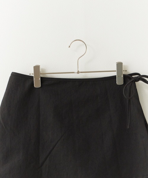 ROOPTOKYO（ループトウキョウ）の「Easy-Fit Wide-Leg Pants with a Wrap Skirt / 巻きスカート付き イージーワイドパンツ（その他パンツ・レディース・ホワイト/ブラック/アイボリー・FREE）」の11枚目の写真