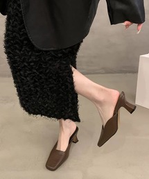 スクエアトゥミュールパンプス
