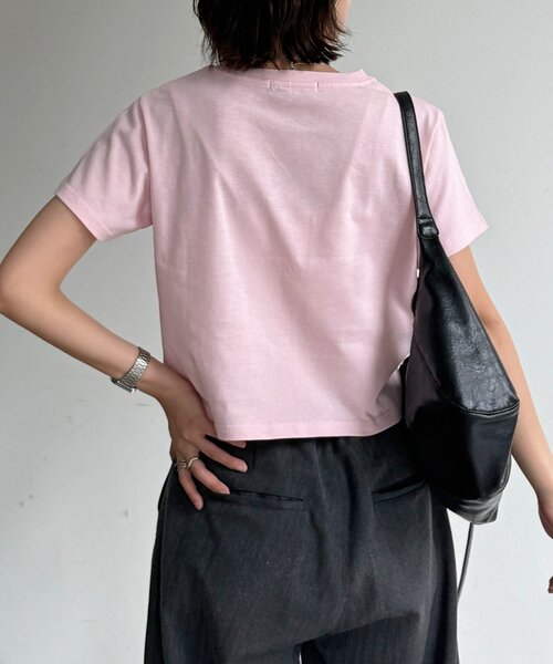 U.S. POLO ASSN.(ユーエスポロアッスン)の「【U.S. POLO ASSN.】クロップドT(Tシャツ/カットソー・レディース・ピンク/ホワイト/ブラック系その他/チャコールグレー/グレー/インディゴブルー/ブルー系その他/ネイビー/ブラック/ブラウン系その他・FREE)」の12枚目の写真