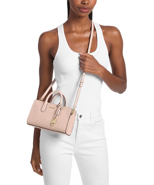 MICHAEL KORS(マイケルコース)の「SCARLETT クロスボディバッグ エクストラスモール - MKシグネチャー(ショルダーバッグ・レディース・ピンク系・FREE)」の2枚目の写真