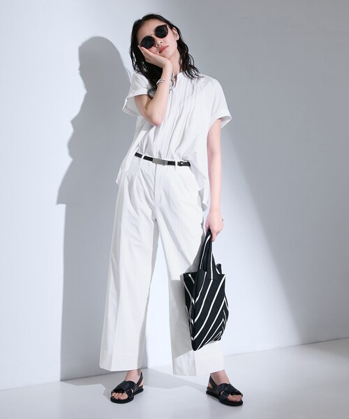 INDIVI(インディヴィ)の「【撥水/UVケア/SETUP可能】軽量ベルト付ワイドストレートパンツ(その他パンツ・レディース・ベージュ/ブルー系その他/ブラック/ホワイト・05/13/15 /36/38/40/19)」の8枚目の写真