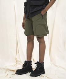 KALAPATTHAR（カラパタール）の「NYLON RIPSTOP INCISION BELTED CARGO POCKET SHORTS - KHAKI（その他パンツ）」