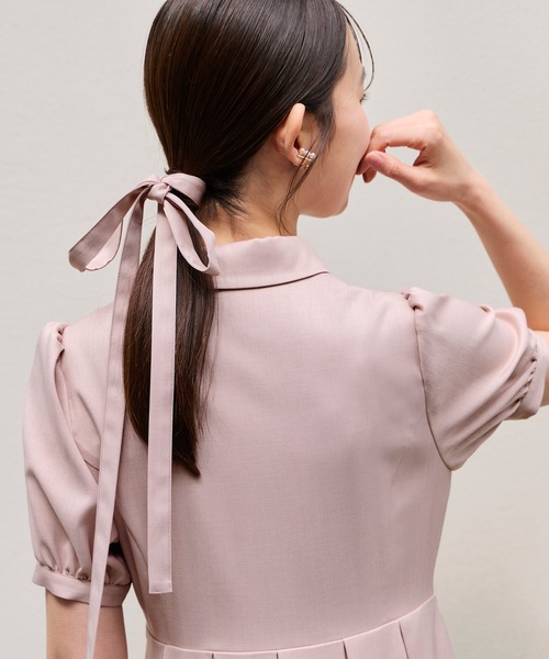 RUIRUE BOUTIQUE（ルイルエブティック）の「洗える ｜ プリーツスカート ワンピース ｜ 襟付きワンピース・夏ワンピース・ロングワンピース・リゾートワンピース・デザインワンピース（ワンピース・レディース・ピンクベージュ/グレイッシュベージュ/ネイビー・S/M/L）」の7枚目の写真