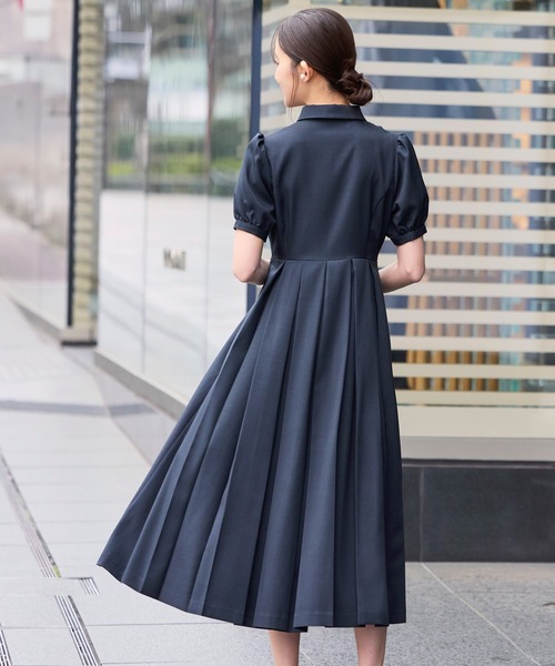 RUIRUE BOUTIQUE（ルイルエブティック）の「洗える ｜ プリーツスカート ワンピース ｜ 襟付きワンピース・夏ワンピース・ロングワンピース・リゾートワンピース・デザインワンピース（ワンピース・レディース・ピンクベージュ/グレイッシュベージュ/ネイビー・S/M/L）」の18枚目の写真