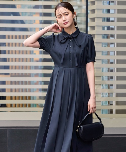 RUIRUE BOUTIQUE（ルイルエブティック）の「洗える ｜ プリーツスカート ワンピース ｜ 襟付きワンピース・夏ワンピース・ロングワンピース・リゾートワンピース・デザインワンピース（ワンピース・レディース・ピンクベージュ/グレイッシュベージュ/ネイビー・S/M/L）」の19枚目の写真