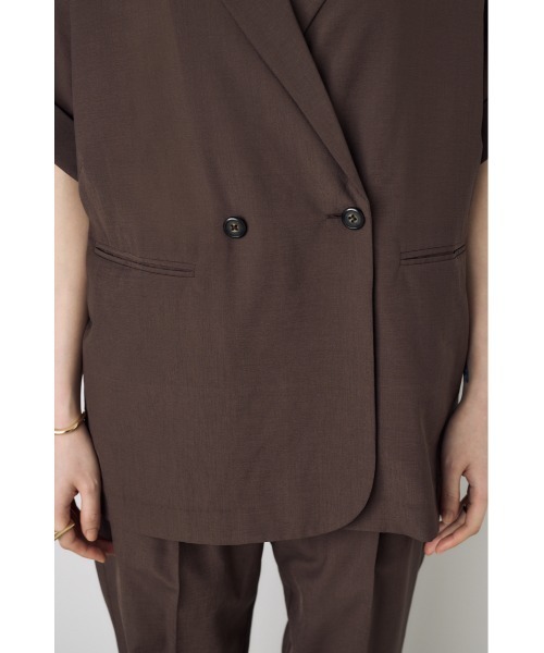 AZUL by moussy(アズールバイマウジー)の「COMFORA AIRハーフスリーブジャケット(テーラードジャケット・レディース・アイボリー/ブラウン/ブラック・SMALL/MEDIUM)」の19枚目の写真