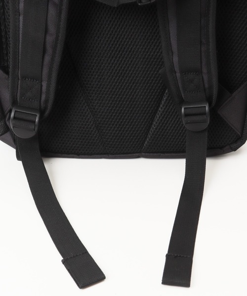 BACKYARD FAMILY(バックヤードファミリー)の「THRASHER スラッシャー バックパック 30L(バックパック/リュック・メンズ・ブラック系その他/ブラック×ホワイト・FREE)」の18枚目の写真