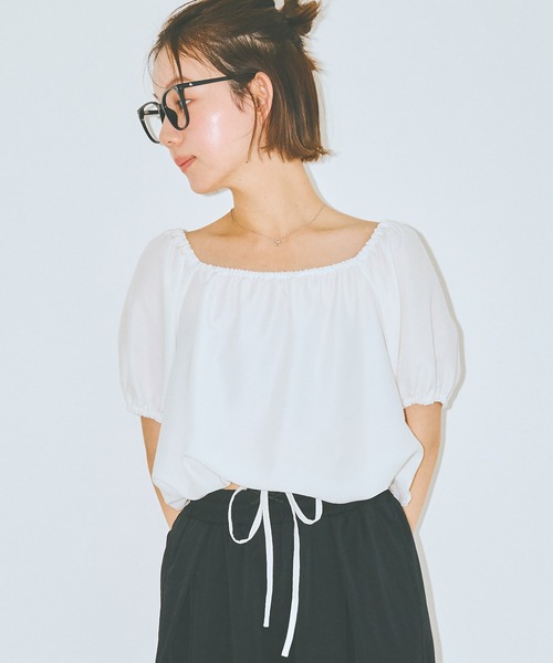 COLORME(カラーミー)の「【AKB48 伊藤百花 着用】ウエストギャザー クロップド トップス(シャツ/ブラウス・レディース・ホワイト/ブラック・FREE)」の7枚目の写真