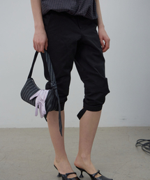 LCDC TM（エルシーディーシーティーエム）の「SLIM STRAP CAPRI PANTS (BLACK)（その他パンツ）」