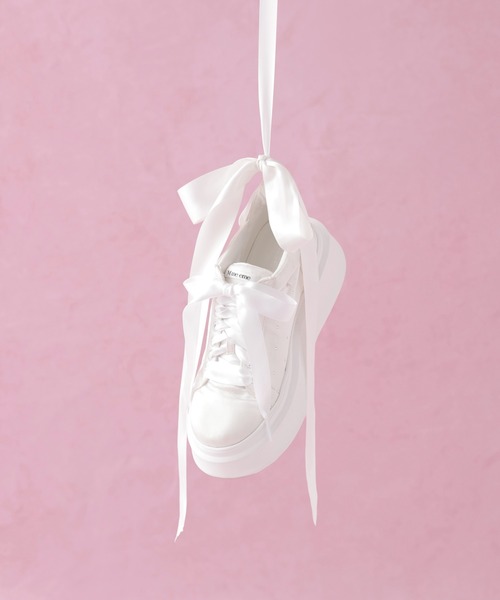 セール】Ribbon beaded platform sneaker（スニーカー）｜M me eme