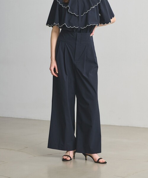 UNITED ARROWS(ユナイテッドアローズ)の「イージー ワイドパンツ ‐はっ水 UVカット 防シワ ウォッシャブル‐(スラックス・レディース・ブラック/ネイビー・36/38)」の1枚目の写真