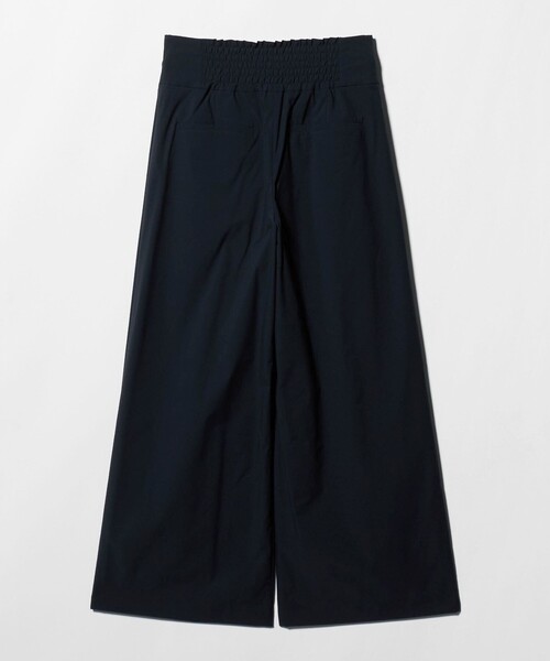 UNITED ARROWS(ユナイテッドアローズ)の「イージー ワイドパンツ ‐はっ水 UVカット 防シワ ウォッシャブル‐(スラックス・レディース・ブラック/ネイビー・36/38)」の14枚目の写真