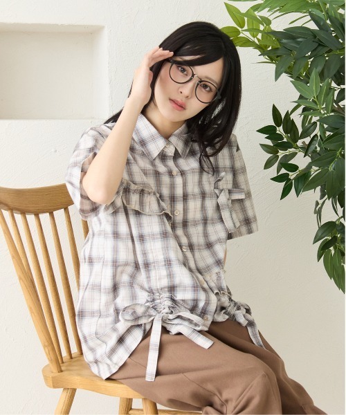 kutir(クティール)の「半袖アソートフリルドロストリボンシャツ(シャツ/ブラウス・レディース・ホワイト/ホワイト系その他/ボルドー/ベージュ/ネイビー/グレー/チャコールグレー/ライトブルー・FREE)」の17枚目の写真
