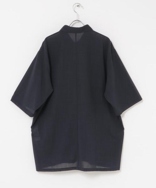 ATON(エイトン)の「『別注』ATON×URBAN RESEARCH WOOL GAUZE SHORT-SLEEVE SHIRTS(シャツ/ブラウス・メンズ・グレー/ネイビー・4/6)」の17枚目の写真