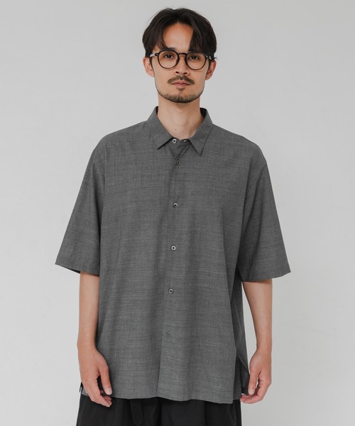 ATON（エイトン）の「『別注』ATON×URBAN RESEARCH　WOOL GAUZE SHORT-SLEEVE SHIRTS（シャツ/ブラウス・メンズ・グレー/ネイビー・4/6）」の5枚目の写真