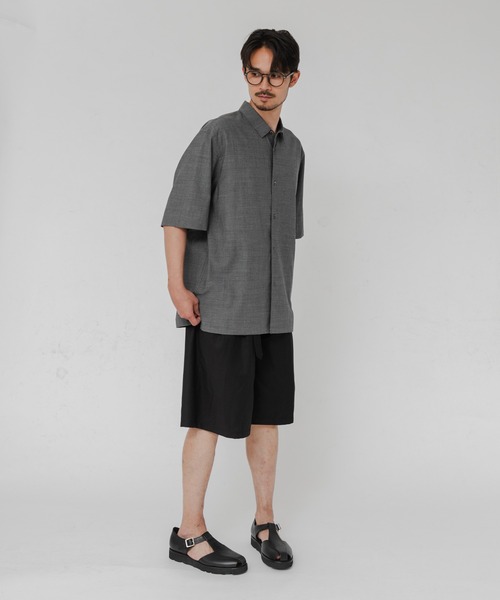 ATON（エイトン）の「『別注』ATON×URBAN RESEARCH　WOOL GAUZE SHORT-SLEEVE SHIRTS（シャツ/ブラウス・メンズ・グレー/ネイビー・4/6）」の7枚目の写真