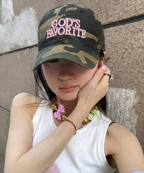 Teem Store（チームストア）の「刺繍ロゴ迷彩キャップ 深め（キャップ・レディース・ピンク/その他2/その他3/その他1・F）」の4枚目の写真