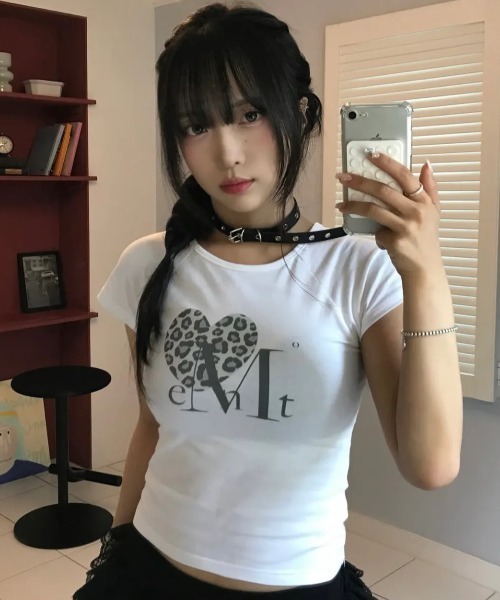 MUCENT（ムセント）の「◇MUCENT◇ブランド直輸入正規品/サイズが選べる/シエラ レオパード ハート ハーフ T ユニセックス SIERRA LEOPARD HEART HALF T UNISEX（Tシャツ/カットソー・レディース・ホワイト/ブラック/ホワイト系その他/チャコール・L/M/XS）」の3枚目の写真