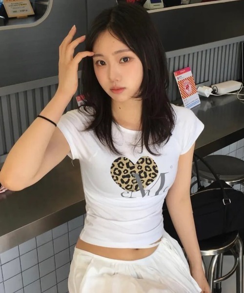 MUCENT（ムセント）の「◇MUCENT◇ブランド直輸入正規品/サイズが選べる/シエラ レオパード ハート ハーフ T ユニセックス SIERRA LEOPARD HEART HALF T UNISEX（Tシャツ/カットソー・レディース・ホワイト/ブラック/ホワイト系その他/チャコール・L/M/XS）」の17枚目の写真