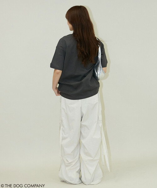 PUBLUX(パブリュクス)の「PUBLUX/パブリュクス THE DOG / バンド風 Tシャツ 限定展開(Tシャツ/カットソー・レディース・ライトグレー/チャコールグレー/オフホワイト・フリ-)」の10枚目の写真