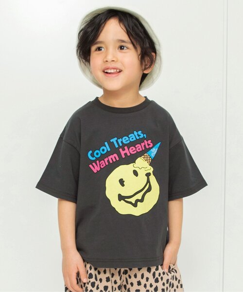 BREEZE(ブリーズ)の「リゾートグラフィック半袖Tシャツ(Tシャツ/カットソー・キッズ・オフホワイト/イエロー/グレー/ピンク/チャコール/ミント・140/130/120/110/100/90/80)」の3枚目の写真