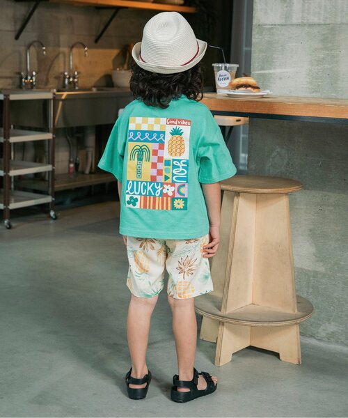 BREEZE(ブリーズ)の「リゾートグラフィック半袖Tシャツ(Tシャツ/カットソー・キッズ・オフホワイト/イエロー/グレー/ピンク/チャコール/ミント・140/130/120/110/100/90/80)」の12枚目の写真