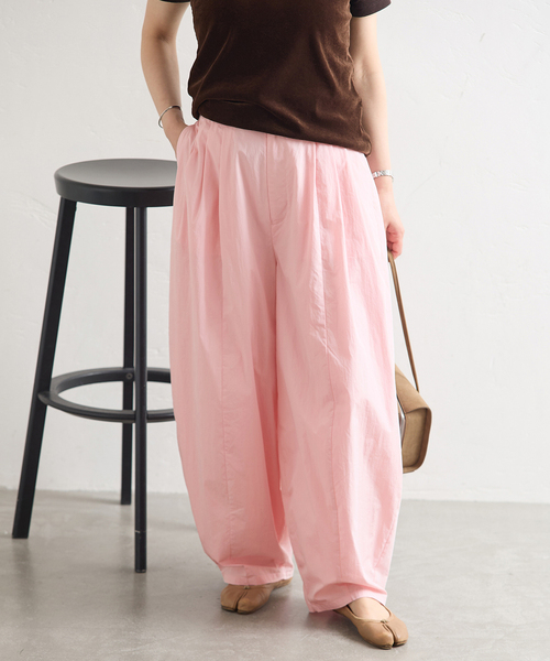 JOURNAL STANDARD(ジャーナルスタンダード)の「【UVカット】タイプライターコクーン パンツ(その他パンツ・レディース・レッド/ブラック/ホワイト/ピンク・36/38)」の3枚目の写真