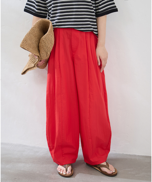 JOURNAL STANDARD(ジャーナルスタンダード)の「【UVカット】タイプライターコクーン パンツ(その他パンツ・レディース・レッド/ブラック/ホワイト/ピンク・36/38)」の9枚目の写真
