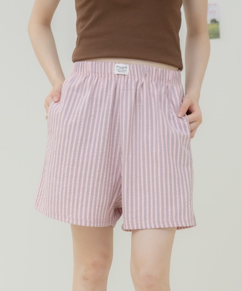 HEILIS(ヘイリス)の「ストライプ柄パジャマショートパンツ / パジャマパンツ ショートパンツ ストライプパンツ サッカーストライプ イージーパンツ ウエストゴム ルームウェア リラックスパンツ ワンマイルウェア レイヤード 春服 夏服 韓国ファッション ピンク ブルー アイボリー(その他パンツ・レディース・アイボリー/ブルー/ピンク・FREE)」の3枚目の写真