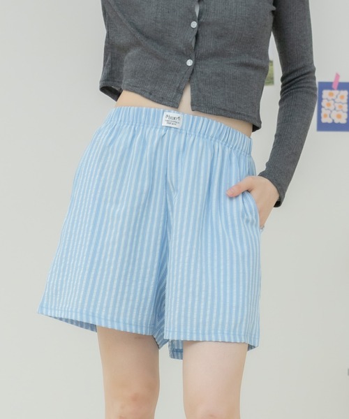 HEILIS(ヘイリス)の「ストライプ柄パジャマショートパンツ / パジャマパンツ ショートパンツ ストライプパンツ サッカーストライプ イージーパンツ ウエストゴム ルームウェア リラックスパンツ ワンマイルウェア レイヤード 春服 夏服 韓国ファッション ピンク ブルー アイボリー(その他パンツ・レディース・アイボリー/ブルー/ピンク・FREE)」の4枚目の写真