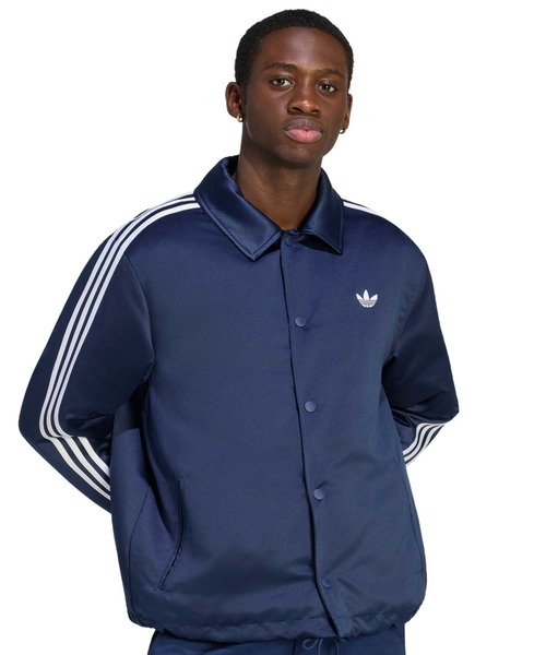 adidas(アディダス)の「adidas 3 STRIPES SATIN PADDED JACKET / アディダス 3ストライプス サテン パデッド ジャケット(その他アウター・メンズ・ネイビー・S/M/L/XL/XXL)」の2枚目の写真