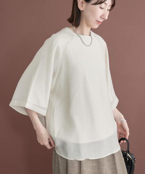 ITEMS URBANRESEARCH(アイテムズ アーバンリサーチ)の「オーガンジーレイヤードTシャツ(Tシャツ/カットソー・レディース・ベージュ/グレー/ホワイト・FREE)」の1枚目の写真