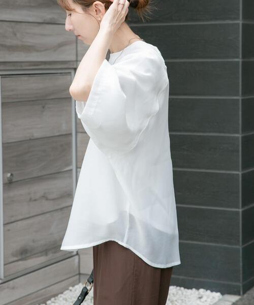 ITEMS URBANRESEARCH(アイテムズ アーバンリサーチ)の「オーガンジーレイヤードTシャツ(Tシャツ/カットソー・レディース・ベージュ/グレー/ホワイト・FREE)」の7枚目の写真