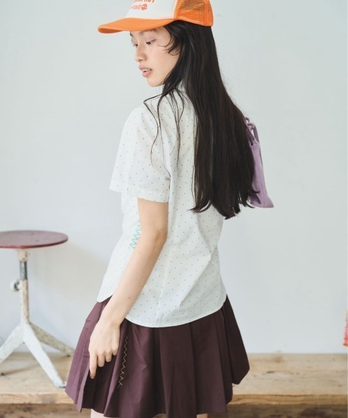 common gull products.（コモンガルプロダクツ）の「白昼の眠気にドットタイトシャツ（シャツ/ブラウス・レディース・アイボリー/ホワイト系/レッド系・SMALL/MEDIUM/LARGE）」の12枚目の写真